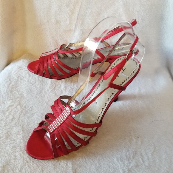Tradition "Effie" Embellished Red Satin Slingback Sandals  Size 7.5 M - Picture 3 of 9